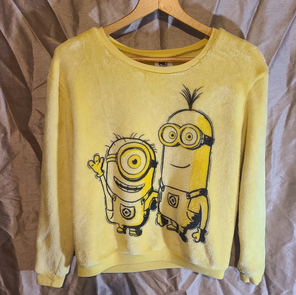 Sm. Minions Sweater